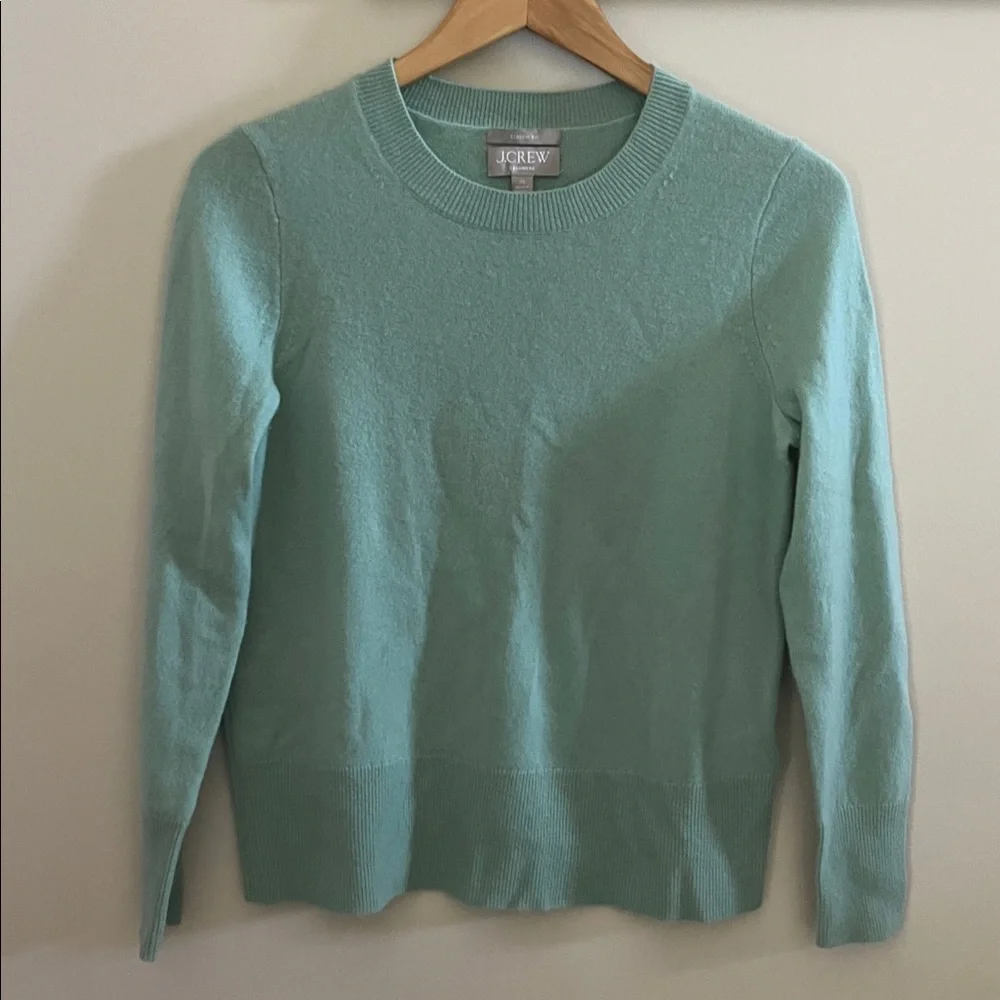J Crew Light Green Cashmere Crewneck Sweater size XS